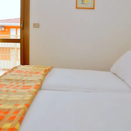 Luminous Flat 400 M From The For 4 Guests Apartment *
